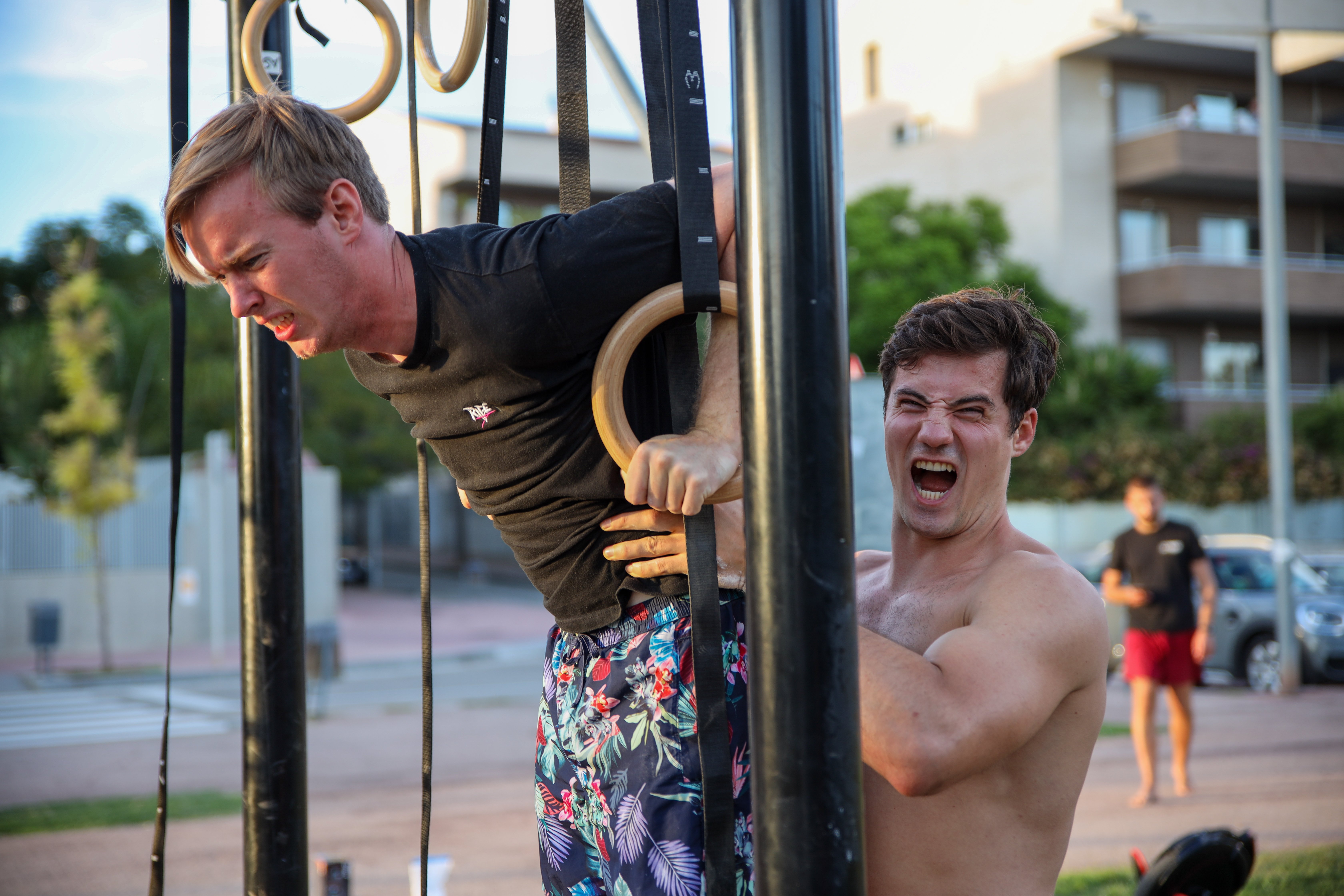 Muscle Up lernen: Dein umfassender Guide für Ring- und Bar-Muscle Up