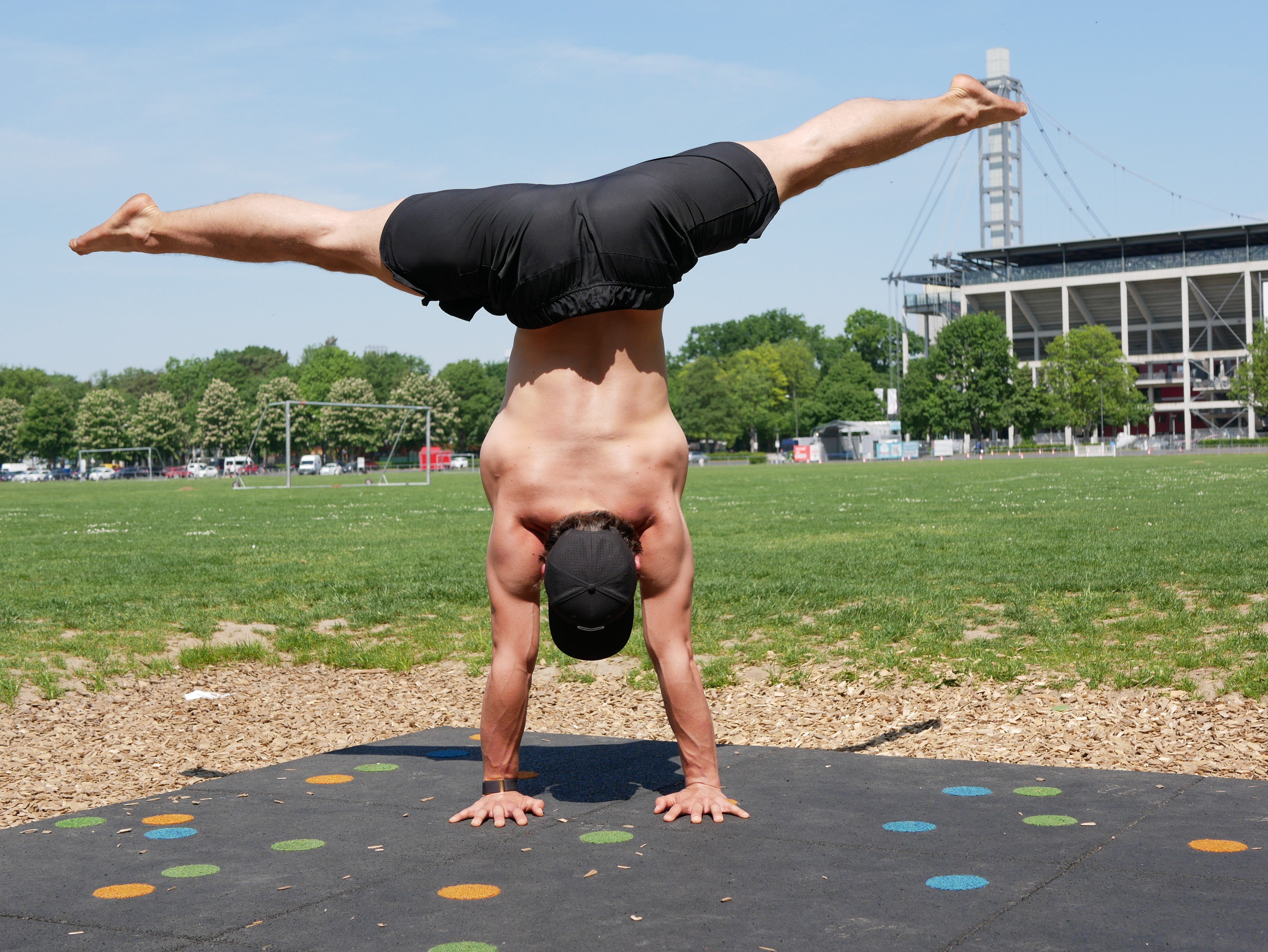 handstand gespreizt